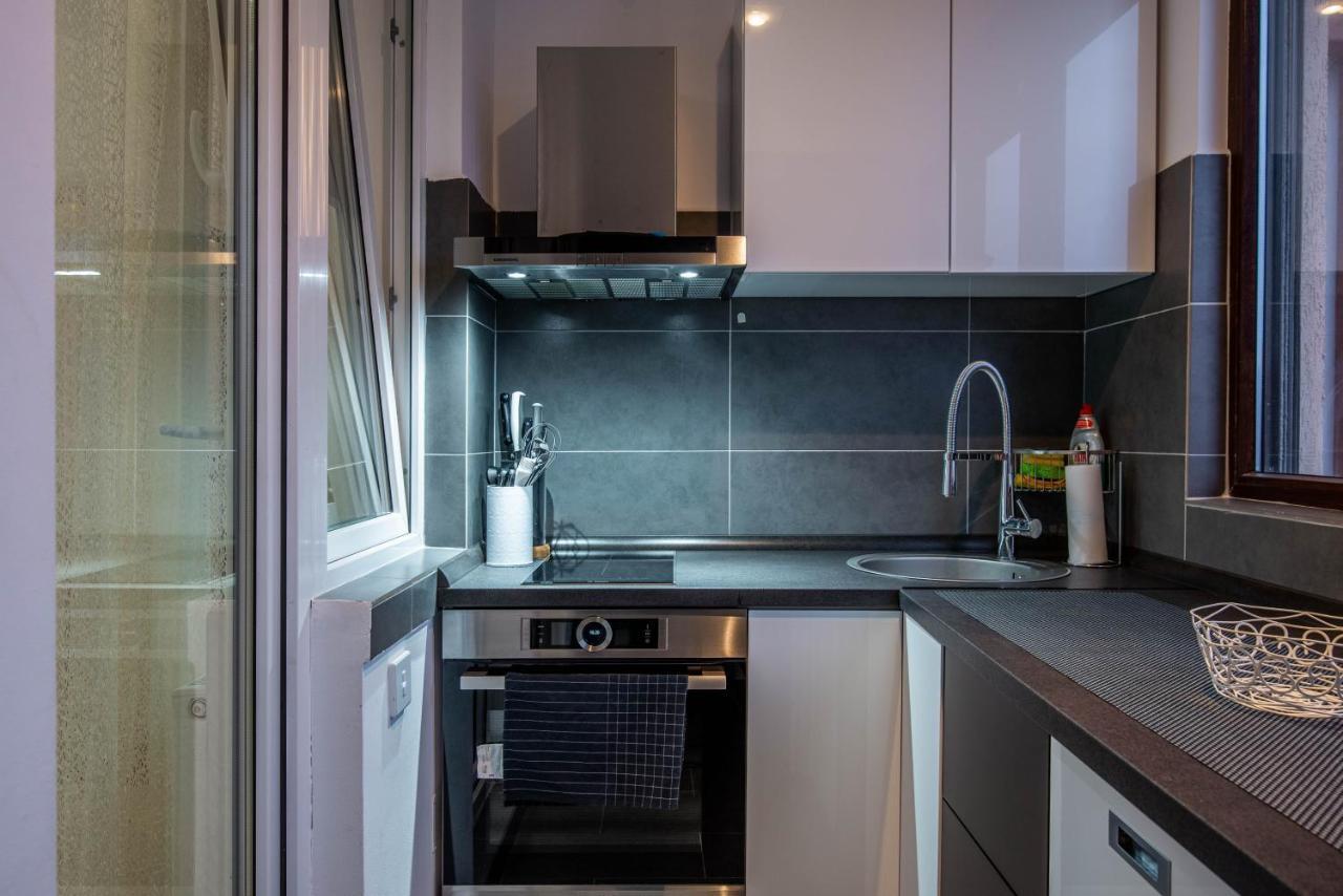 Studio Residence Militari M2 Bukarest Exterior foto
